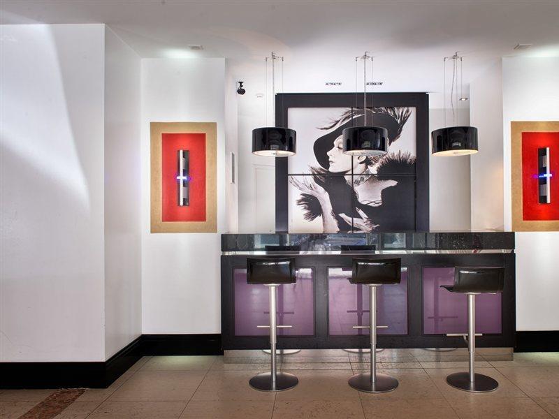 Max Brown Ku'damm, Part Of Sircle Collection Berlino