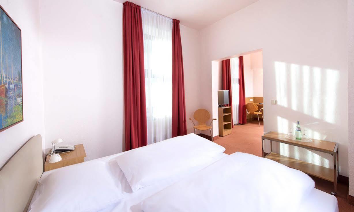 Max Brown Ku'damm, Part Of Sircle Collection Hotel Berlino
